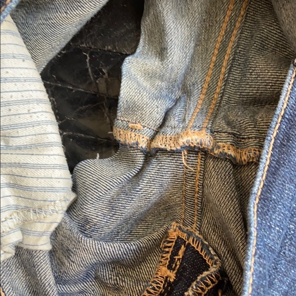 Short shorts - Picture 5 of 5